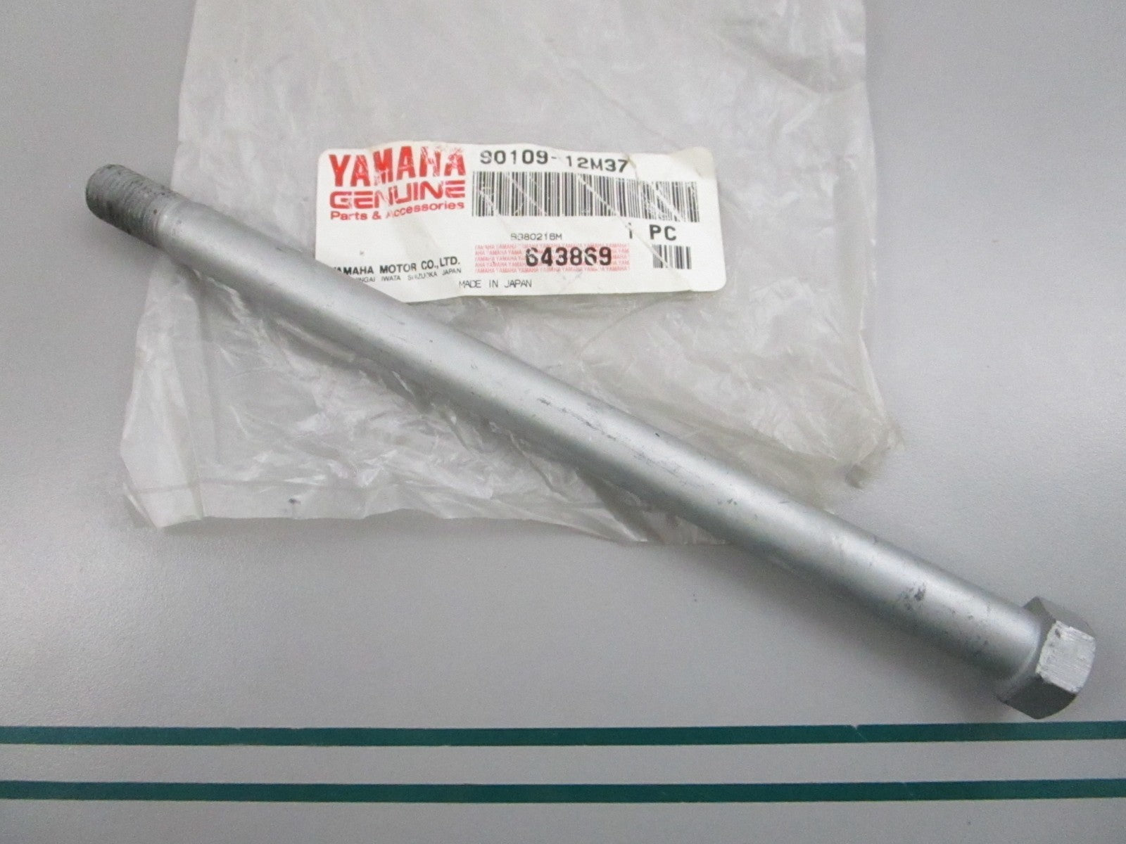 NEW OEM 90109-12M37-00 Yamaha Bolt 0810