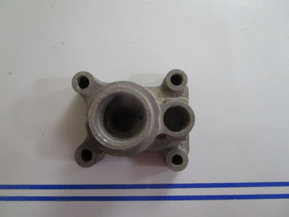 *NEW OEM* 0770 OMC Johnson Evinrude Water Pump Housing 318875 0318875