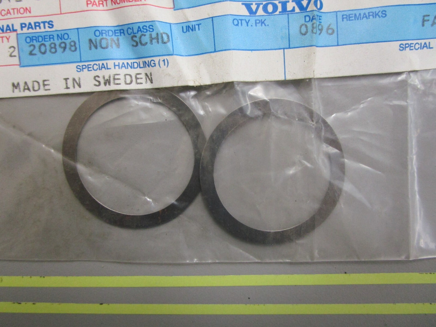 *NEW OEM* (LOT OF 2) 0810 Volvo Penta Shim 191835