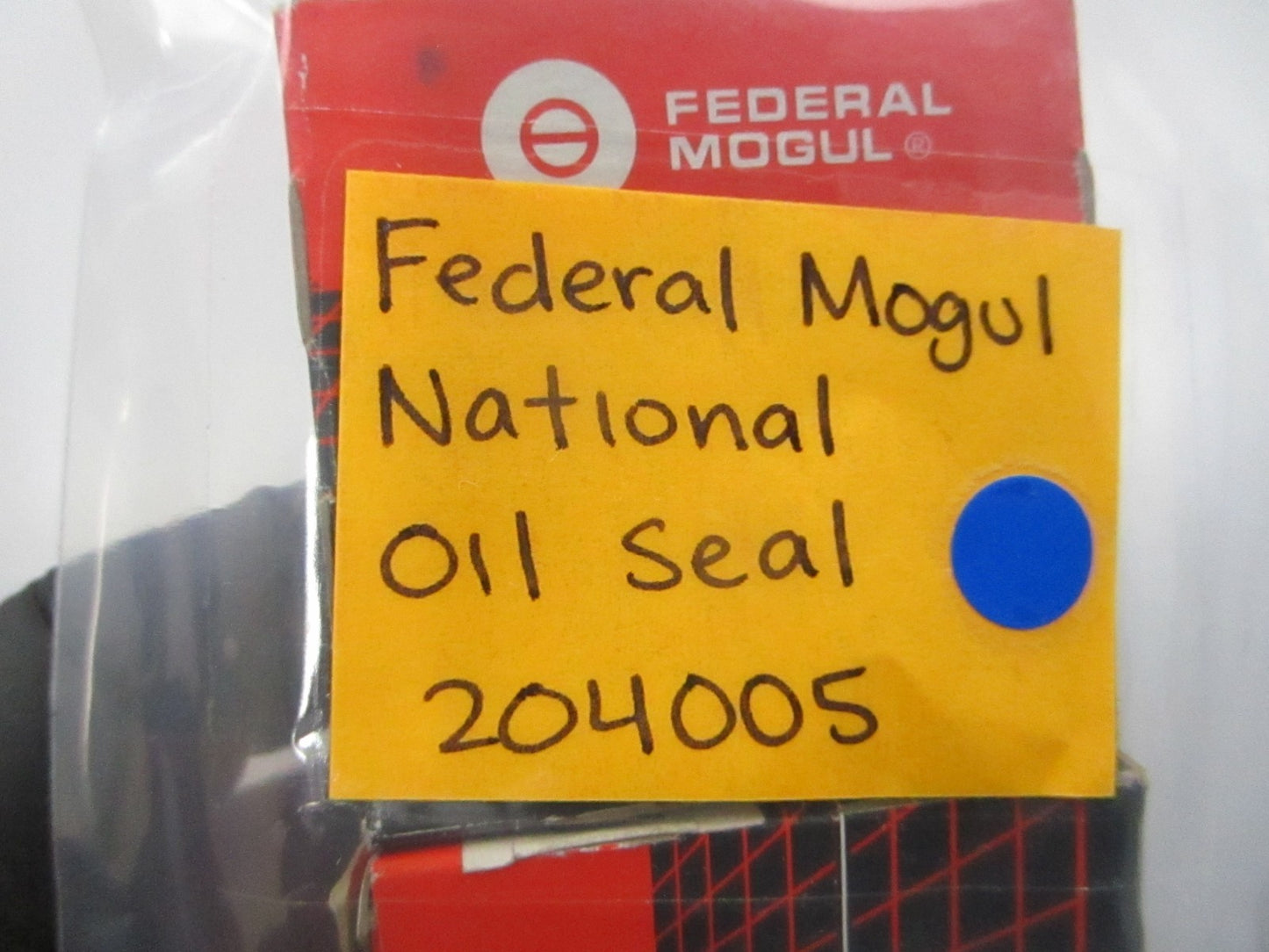 *NEW* (LOT OF 2) 0810 Federal Mogul National Oil Seal 204005