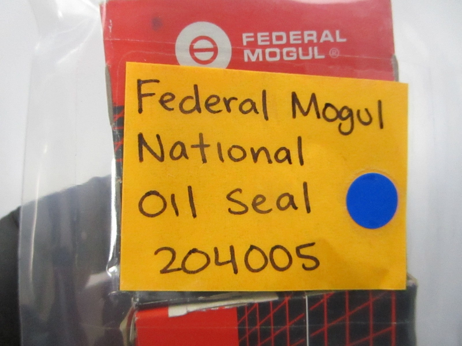 *NEW* (LOT OF 2) 0810 Federal Mogul National Oil Seal 204005