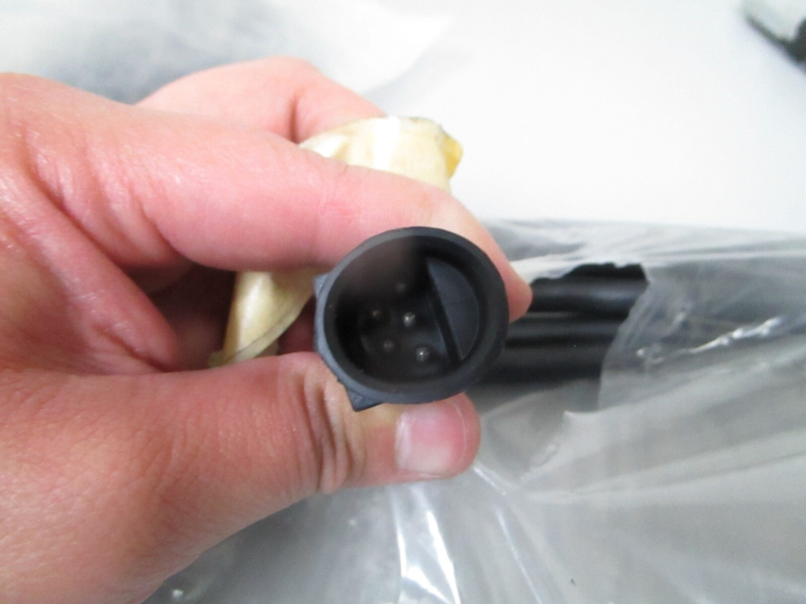 *NEW OEM* 0810 OMC Johnson Evinrude Cable Assembly 175898 0175898