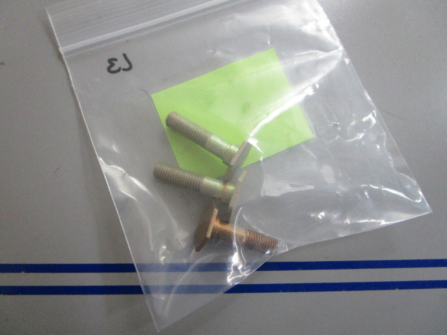 *NEW OEM* (LOT OF 3) 0810 Mercury Quicksilver Screw 10-27791