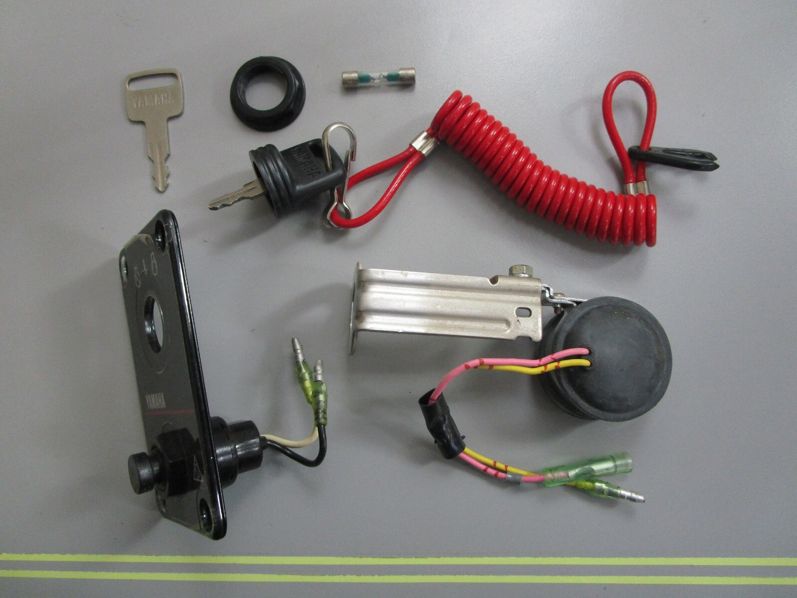 *NEW OEM* 0820 Yamaha Switch Panel Ay 704-82570-08-00