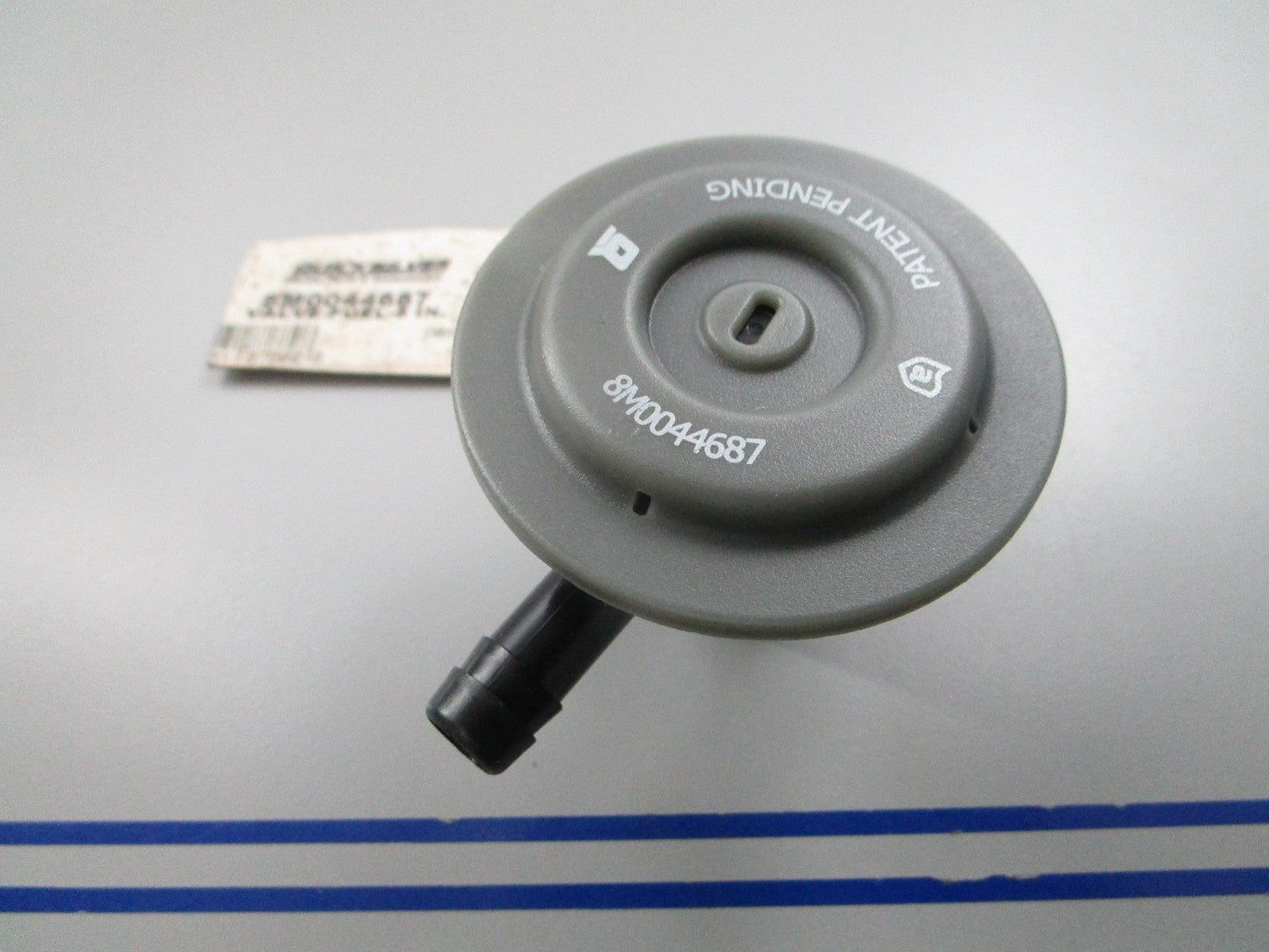 NEW OEM Mercury Quicksilver 8M0044687 5" Fuel Valve 0810