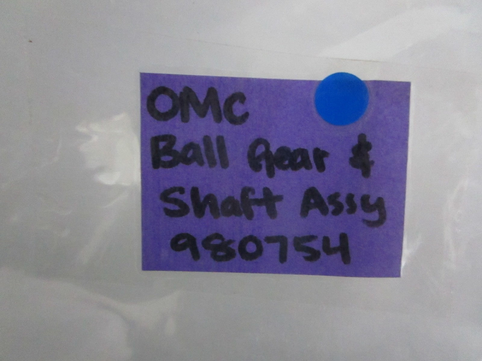 NEW OEM 980754 0980754 OMC Johnson Evinrude Ball Gear & Shaft Assy 0820