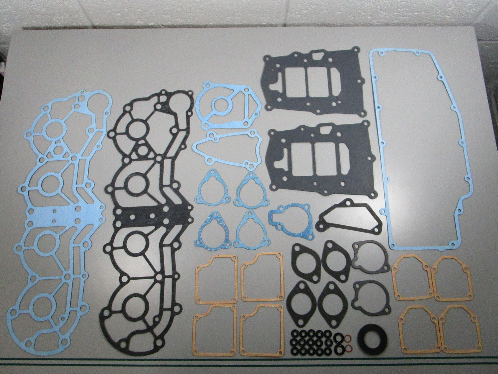 NEW OEM 11400-94891 Suzuki 140 HP 4 Cylinder Gasket Set 0810