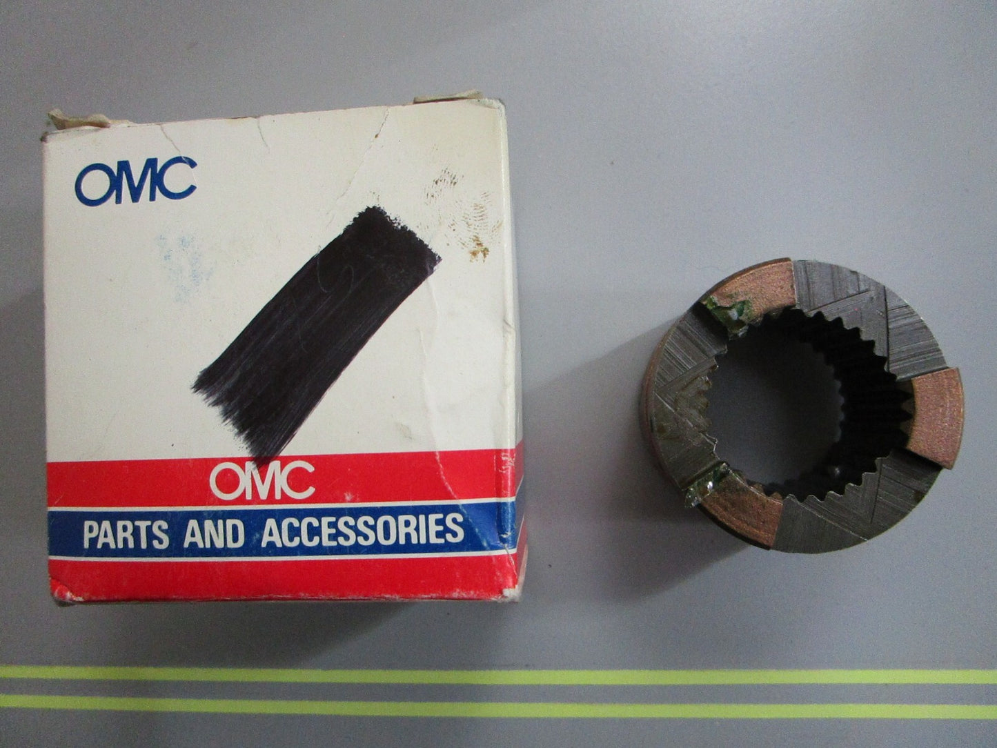 *NEW OEM* 0820 OMC Johnson Evinrude Shifter Clutch Dog 912607 0912607