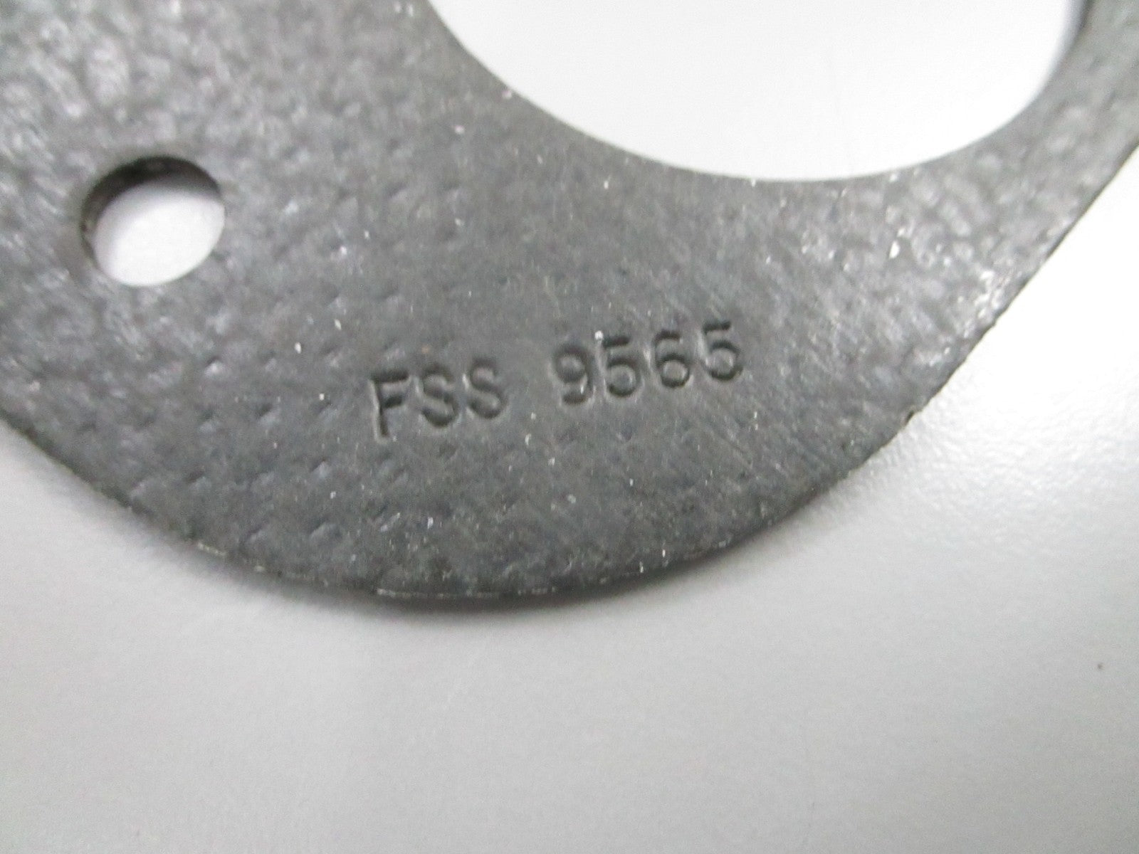 *NEW OEM* 0810 Mercury Quicksilver Gasket 27-806640