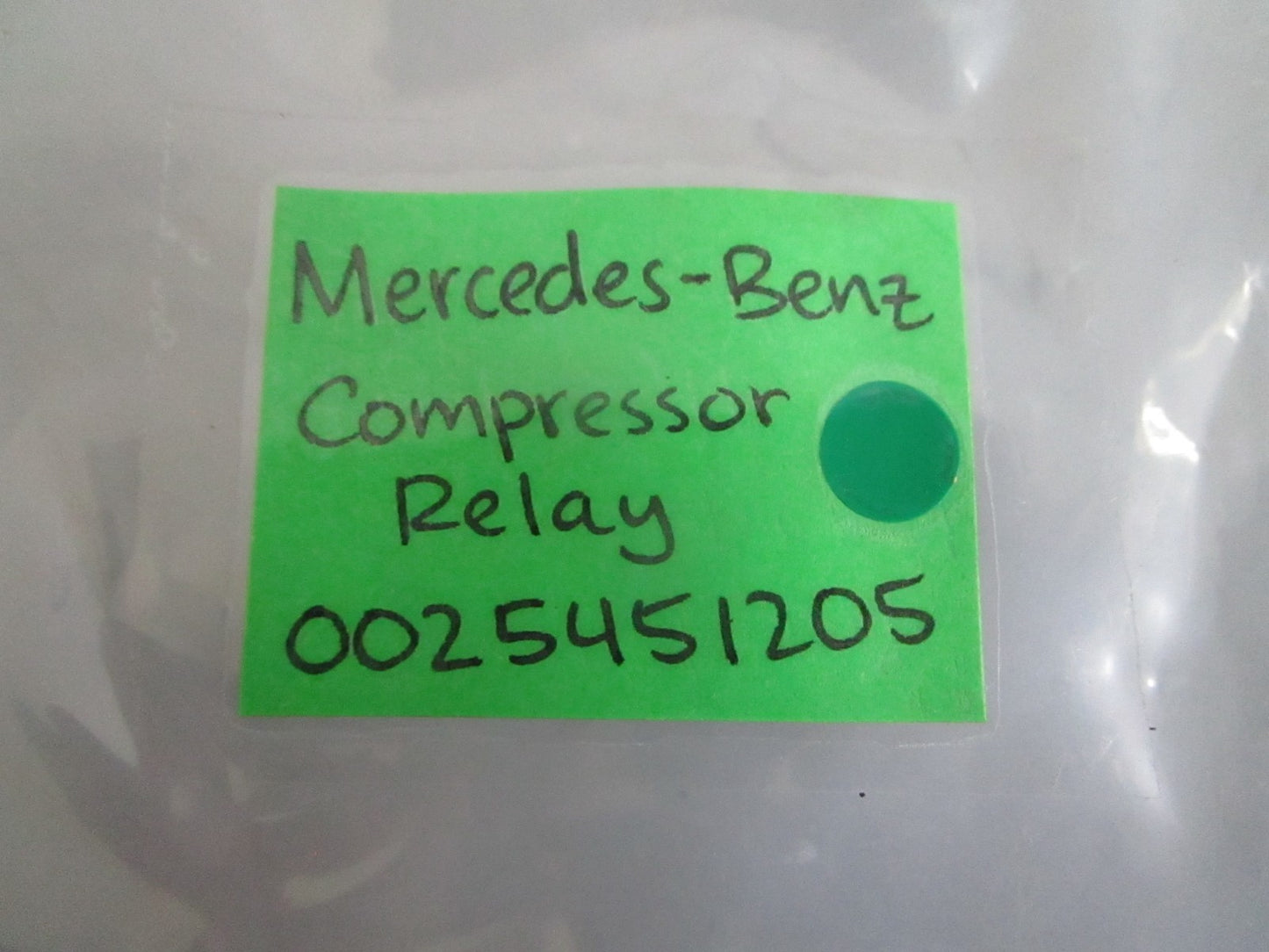 NEW OEM 0025451205 Mercedes-Benz Compressor Relay 0820