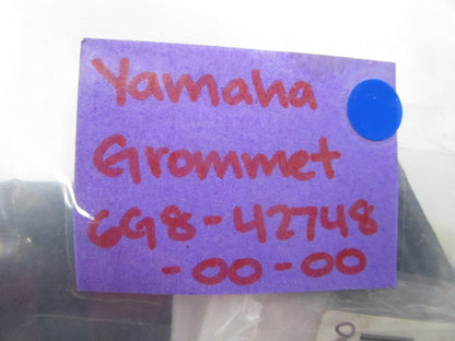 *NEW OEM* 0810 Yamaha Grommet 6G8-42748-00-00