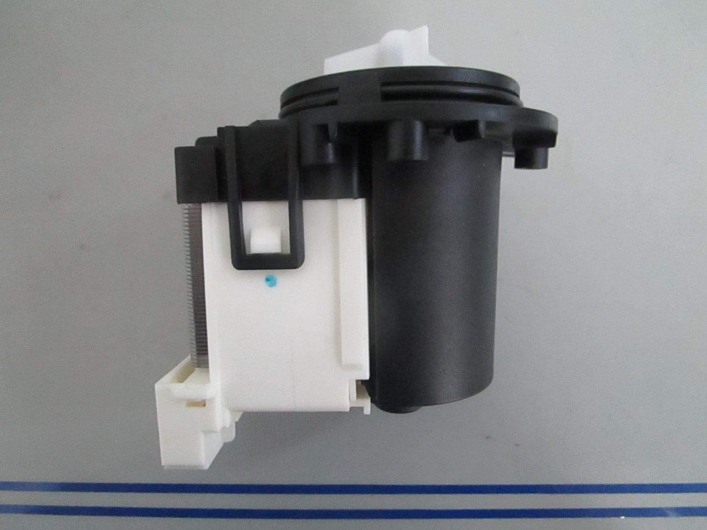 NEW OEM 4681EA2001T LG AC Motor Pump Assy 0820
