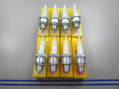 NEW (LOT OF 8) BPR7HS-10 NGK Spark Plug 0810