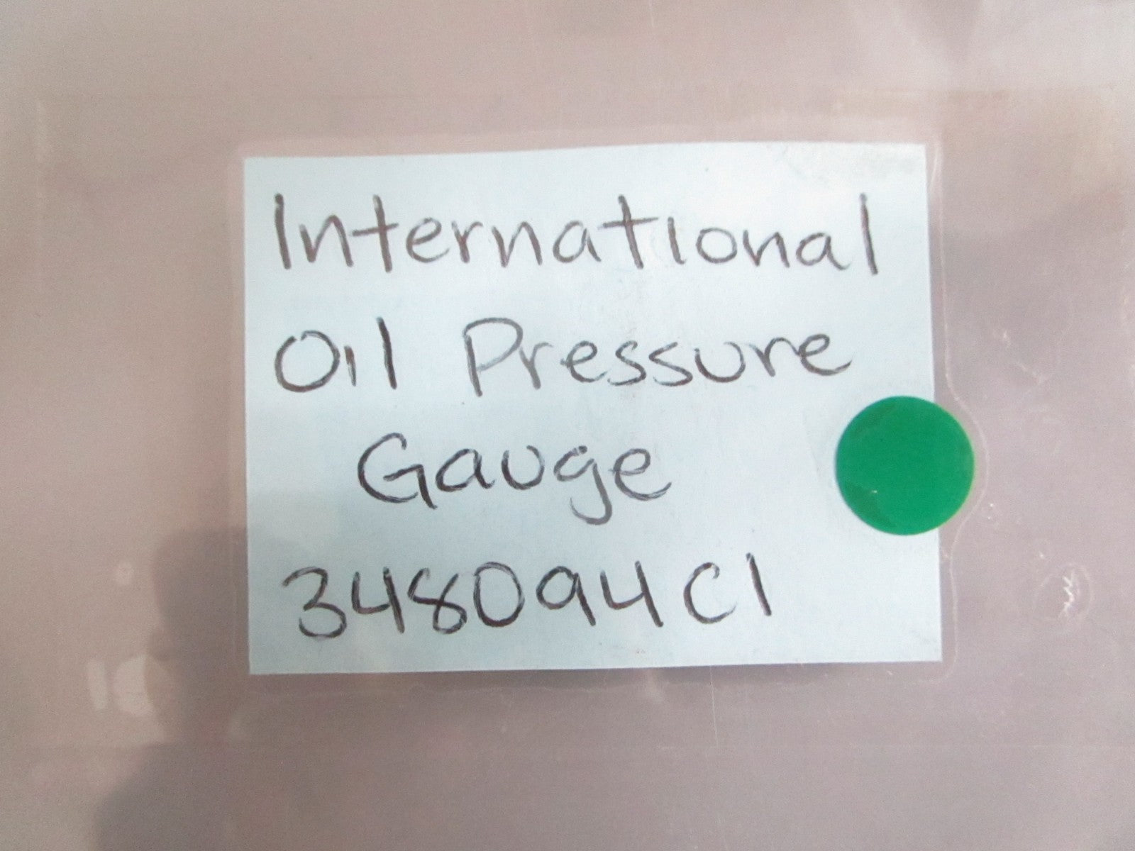 NEW OEM 348094C1 International Parts Oil Pressure Gauge 0820