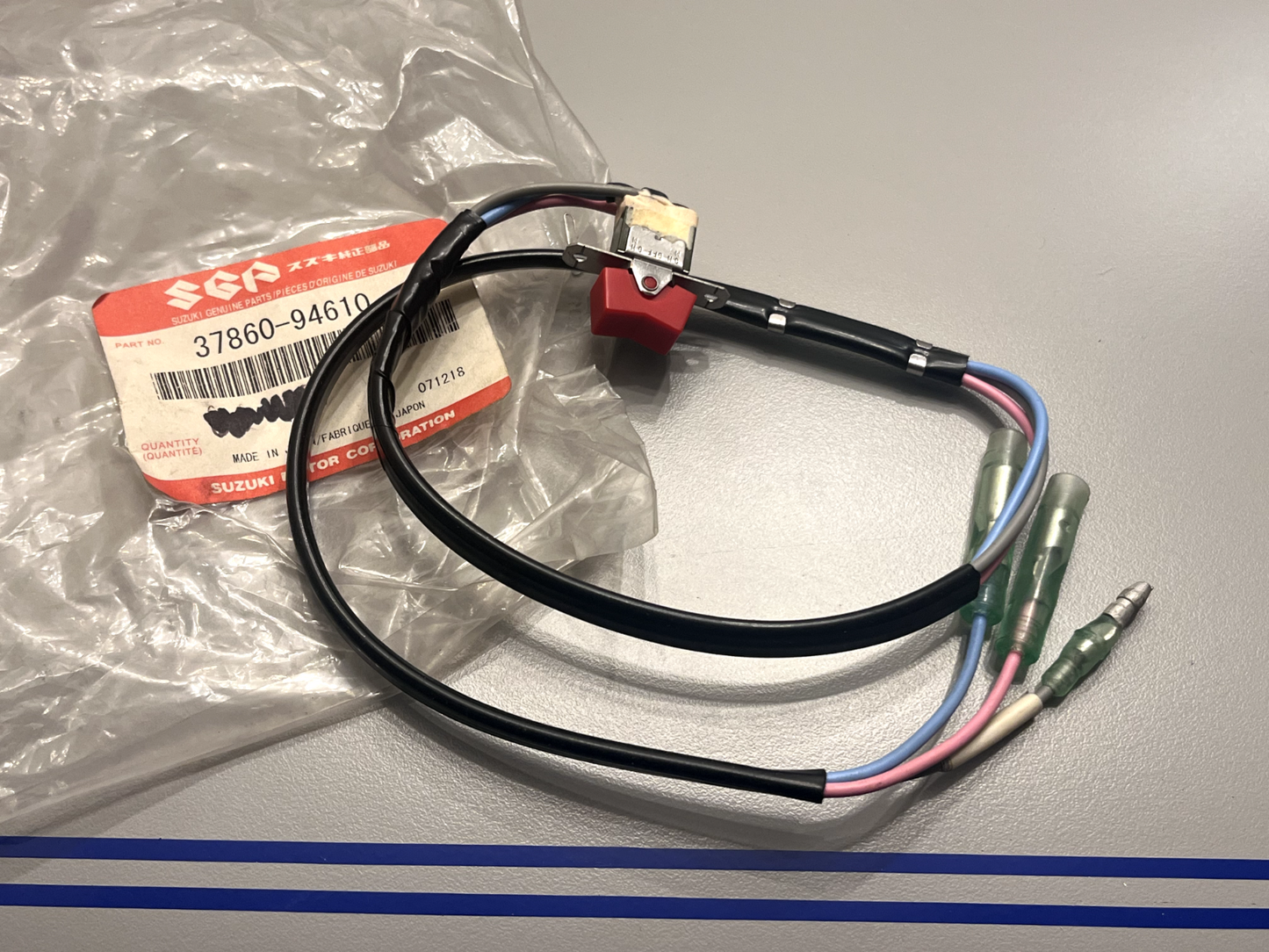 *NEW OEM* 0720 Suzuki Trim Tilt Switch 37860-94610