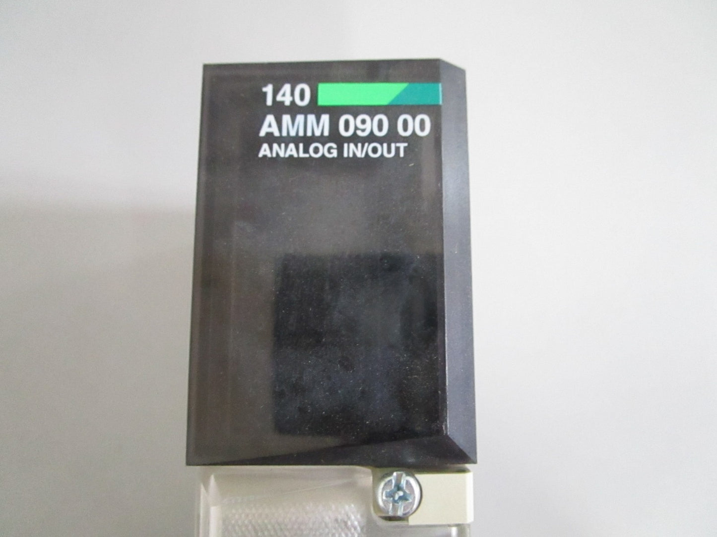 Schneider Modicon 140AMM09000 Quantum Analog Input Output 4I 2O NEW OEM 0820
