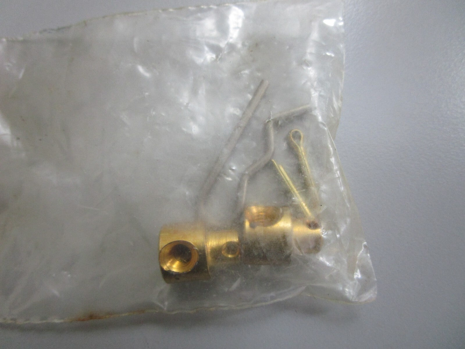 *NEW OEM* 0820 Volvo Penta Sailboat Control Mechanism 851601