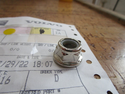 *NEW OEM* 0810 Volvo Penta Nut 3853329