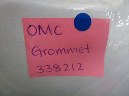 *NEW OEM* 0810 OMC Johnson Evinrude Grommet 338212 0338212