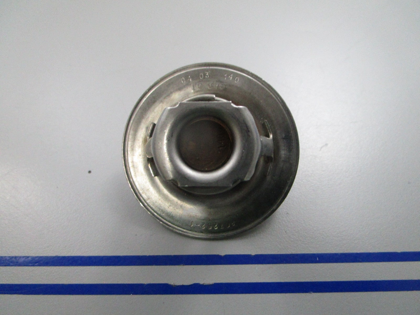 NEW OEM Mercury Quicksilver 807252T1 Thermostat 0810