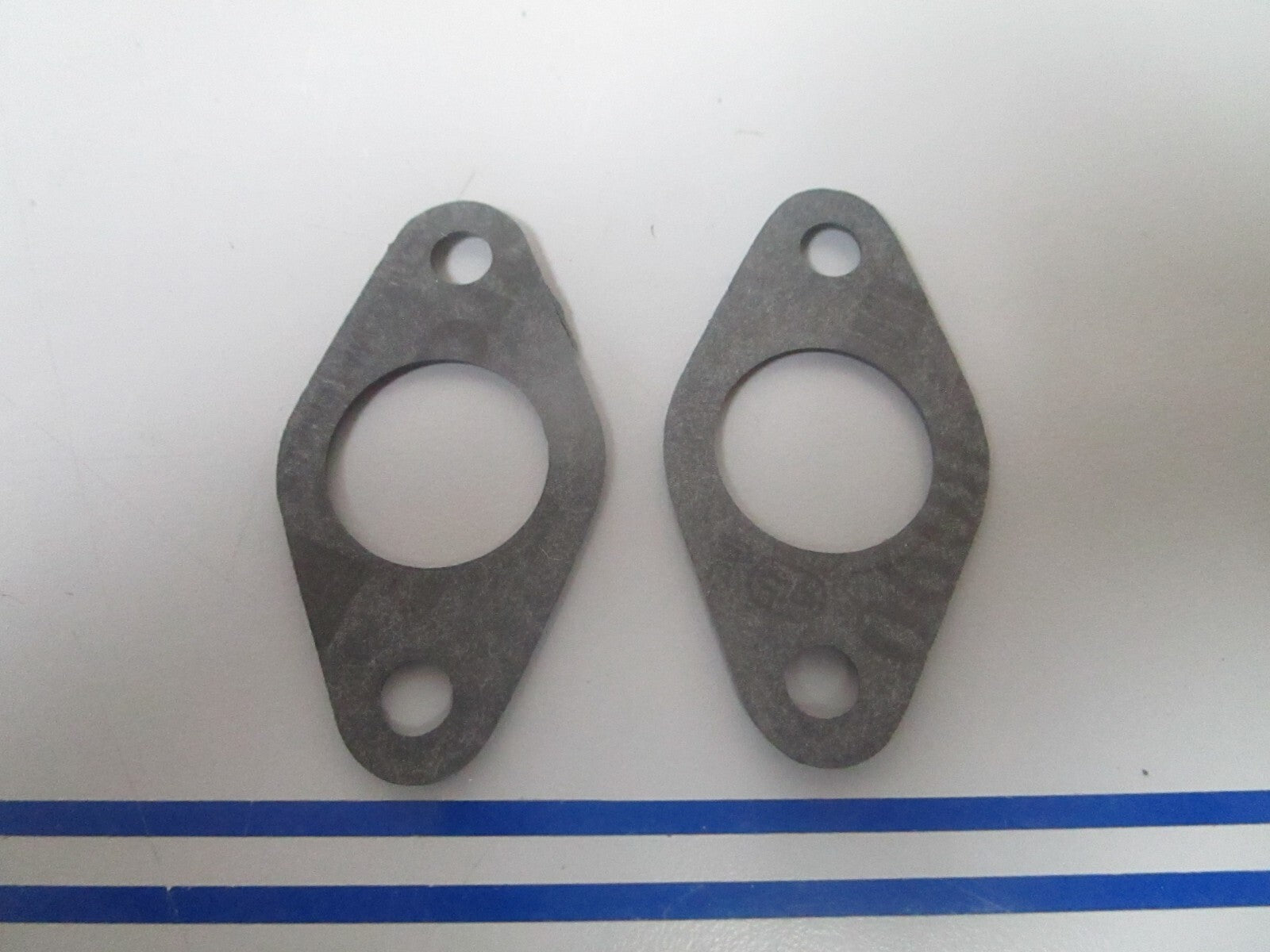 *NEW OEM* (LOT OF 2) 0810 OMC Johnson Evinrude Gasket 323452 0323452