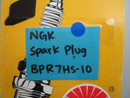 *NEW* 0820 (LOT OF 10) NGK Spark Plug BPR7HS-10