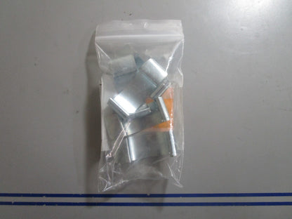 *NEW OEM* (LOT OF 5) 0810 Volvo Penta Clamp 679623