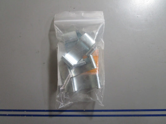 *NEW OEM* (LOT OF 5) 0810 Volvo Penta Clamp 679623