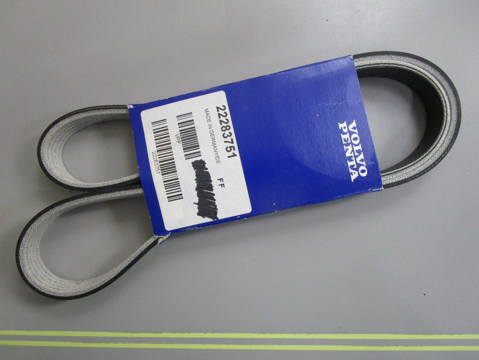 *NEW OEM* 0810 Volvo Penta V-Belt 22283751