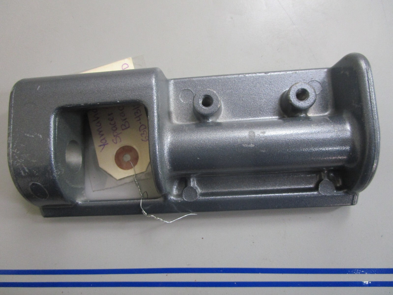*NEW OEM* 0820 Yamaha Spacer Clamp Bracket 63D-43128-01-4D