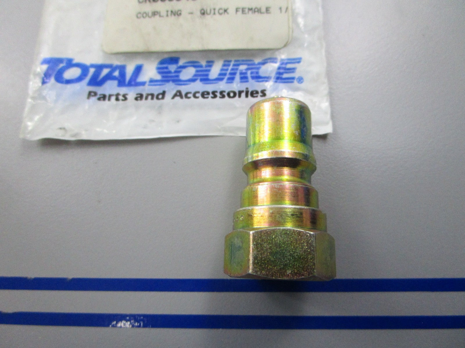 *NEW* 0810 Total Source 1/4 Female Coupling CR088840 Replaces: Crown