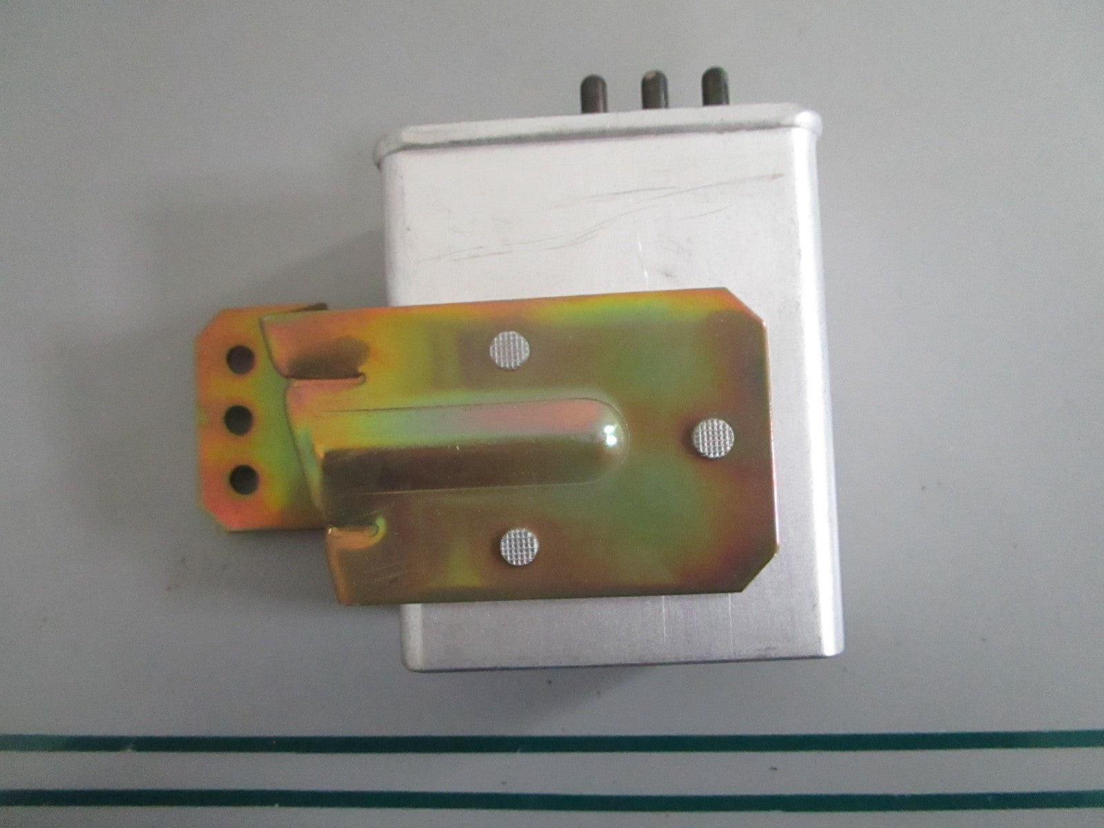 NEW OEM 0015452232 Mercedes-Benz Diesel Glow Plug Relay 0820