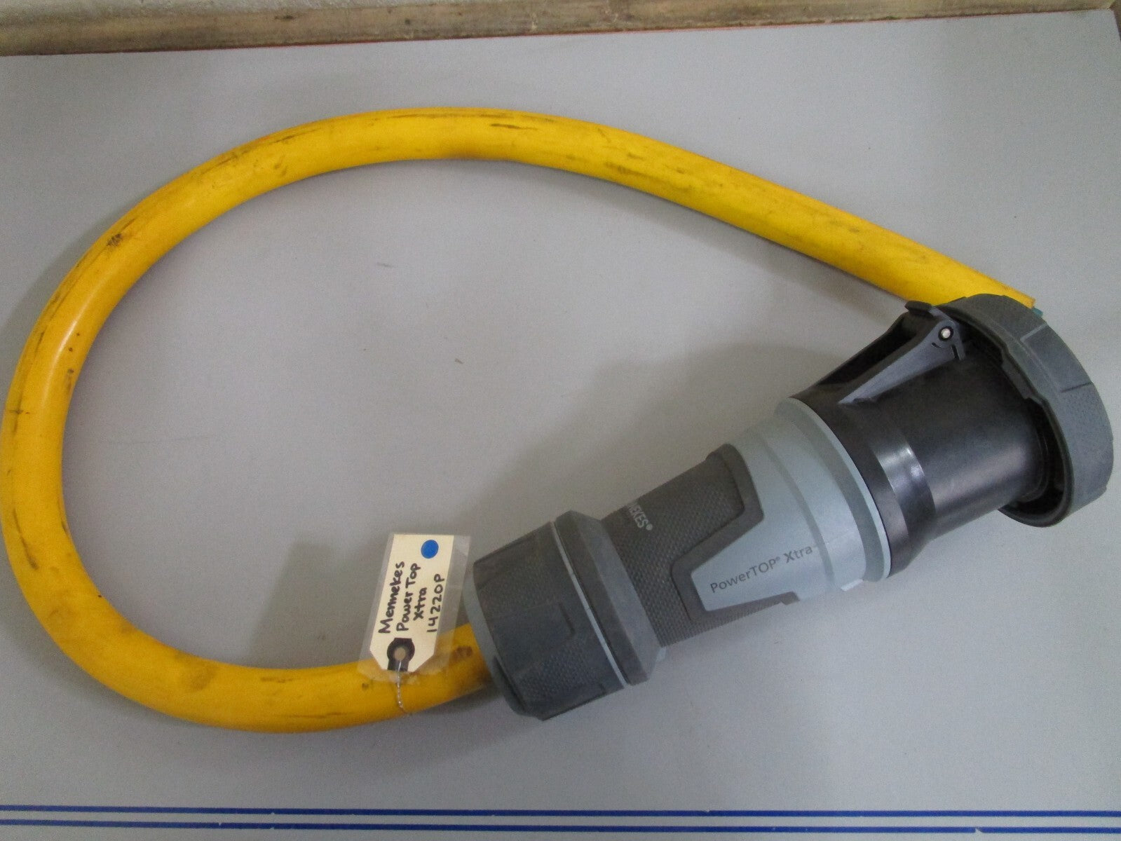 *NEW* 0820 Mennekes Power Top Xtra 14220P
