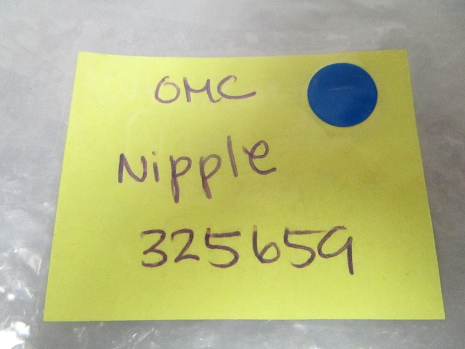 *NEW OEM* (LOT OF 5) 0810 OMC Johnson Evinrude Nipple 325659 0325659