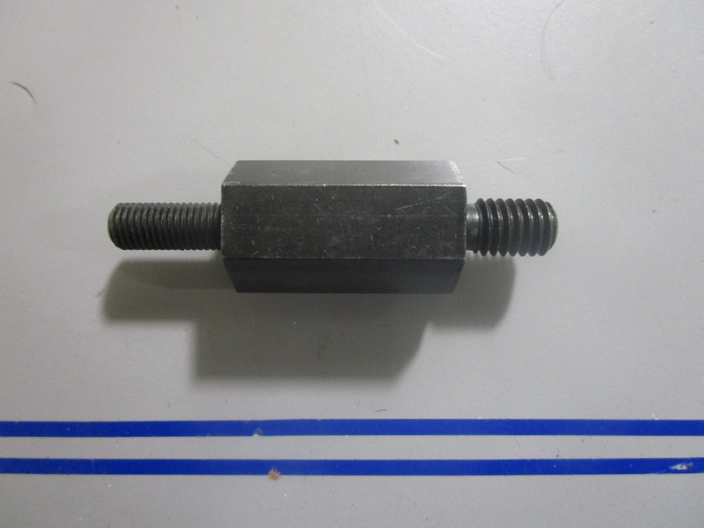 *NEW OEM* 0810 OMC Johnson Evinrude Bracket to Engine Stud 3853402