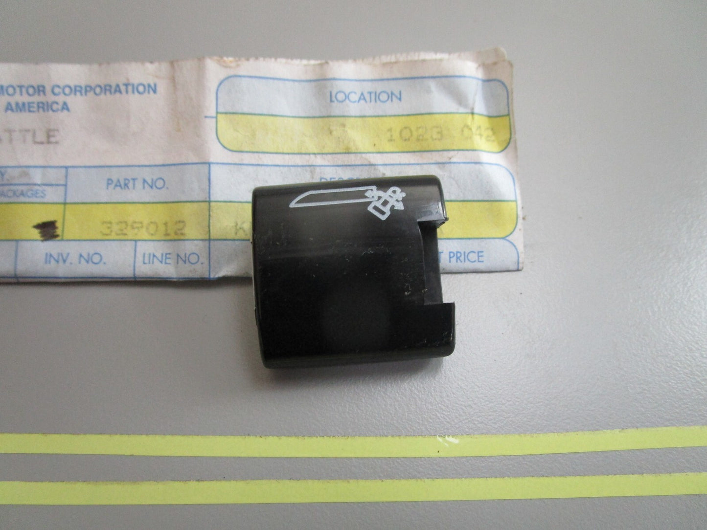 *NEW OEM* 0810 OMC Johnson Evinrude Tilt Lock Knob 329012 0329012