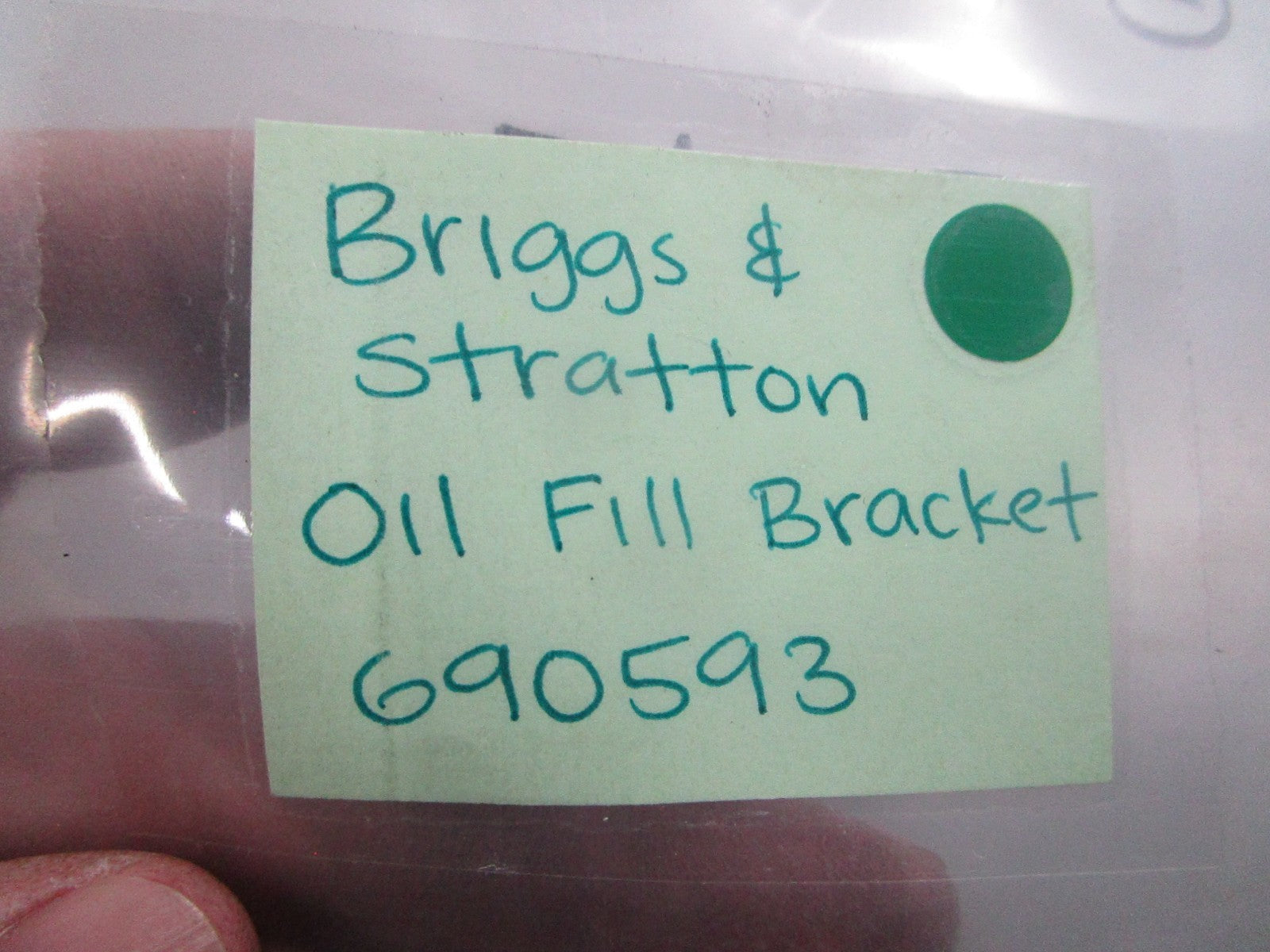 NEW OEM 690593 Briggs & Stratton Oil Fill Bracket 0810