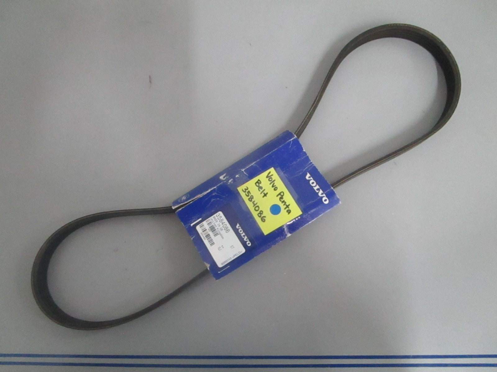 *NEW OEM* 0820 Volvo Penta Belt 3584086
