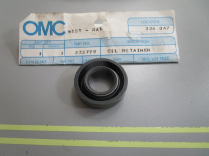 *NEW OEM* 0810 OMC Johnson Evinrude Oil Retainer 333778 0333778