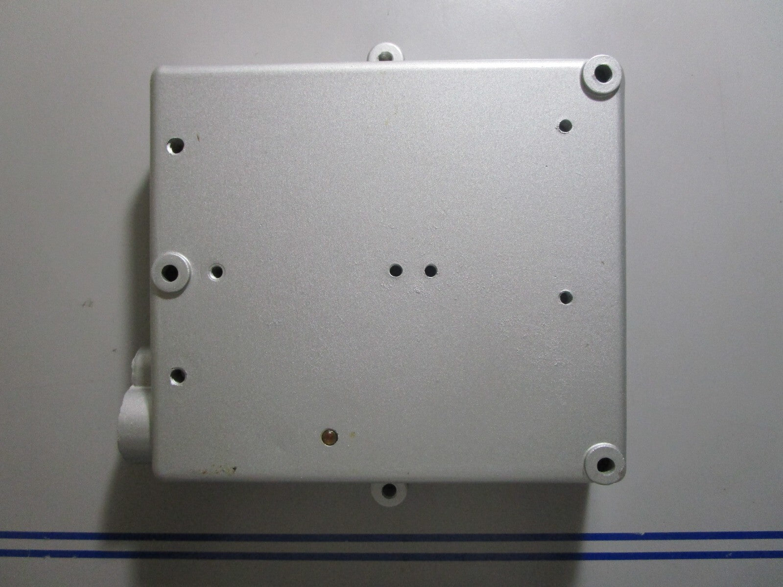 *NEW OEM* 0810 OMC Johnson Evinrude Junction Box Base 378254 307388