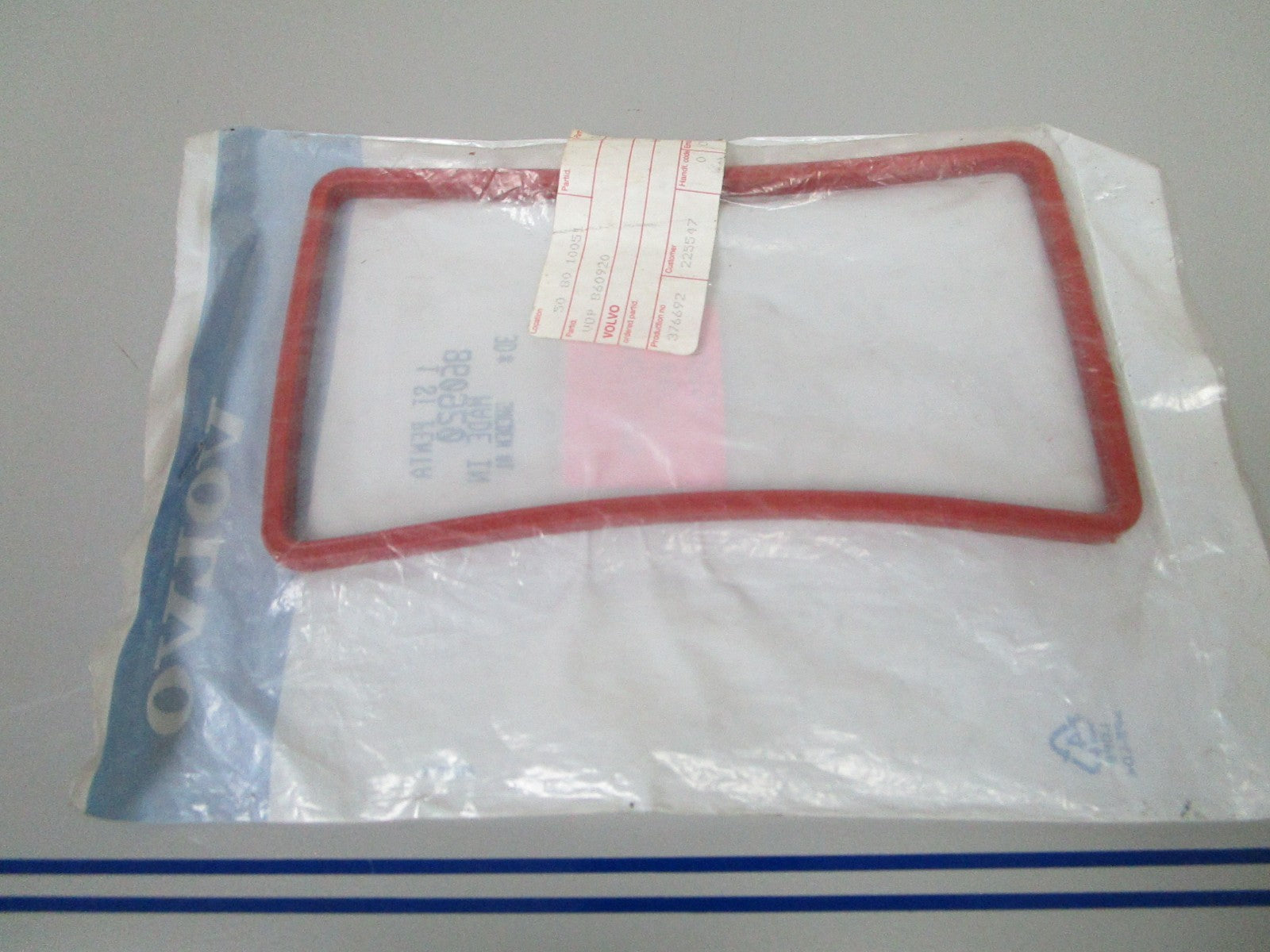 NEW OEM 860920 Volvo Penta Intercooler Gasket 0720