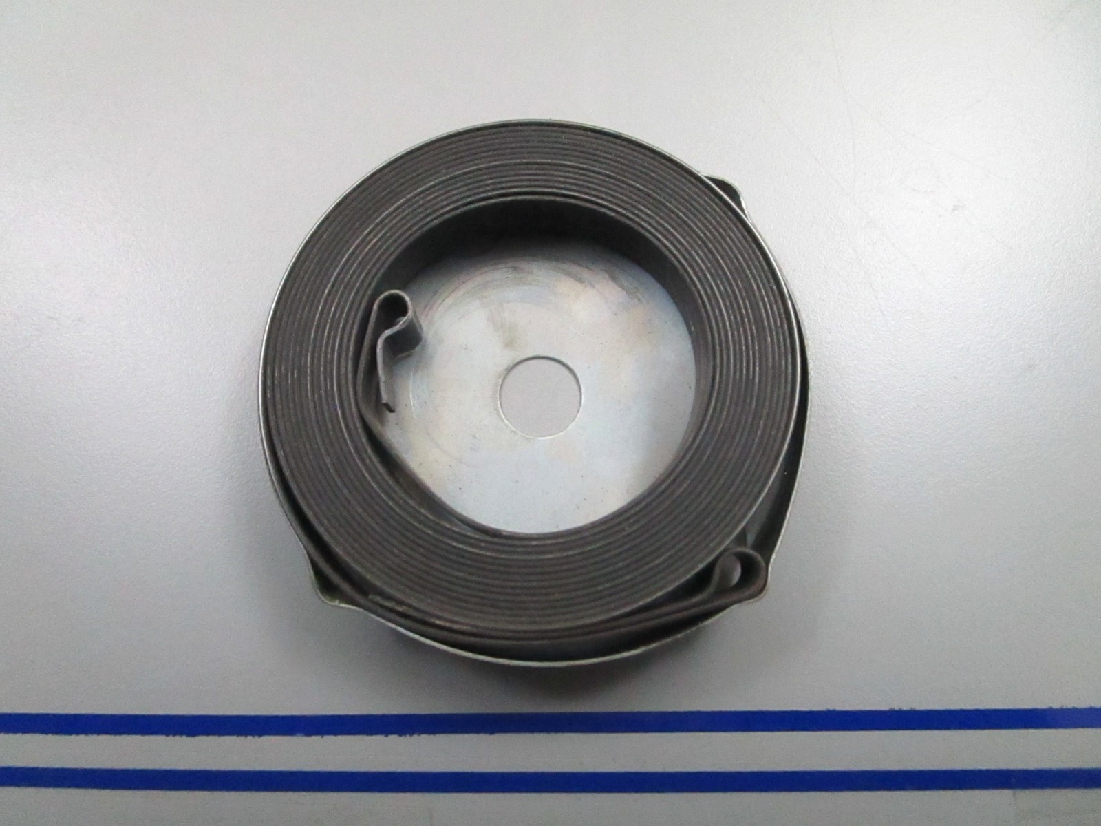 *NEW OEM* 0810 Mercury Quicksilver Rewind Recoil Starter Spring 24-20775A1