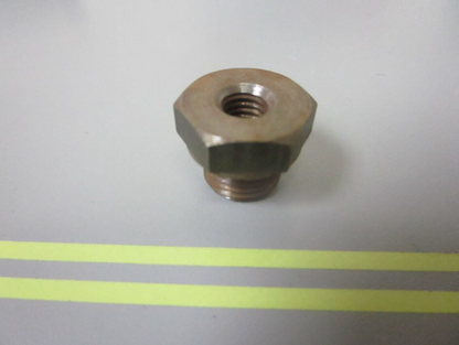 *NEW OEM* 0810 Volvo Penta Nipple 840212