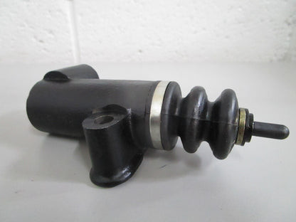NEW OEM 0002954207 Mercedes-Benz Slave Cylinder 0820