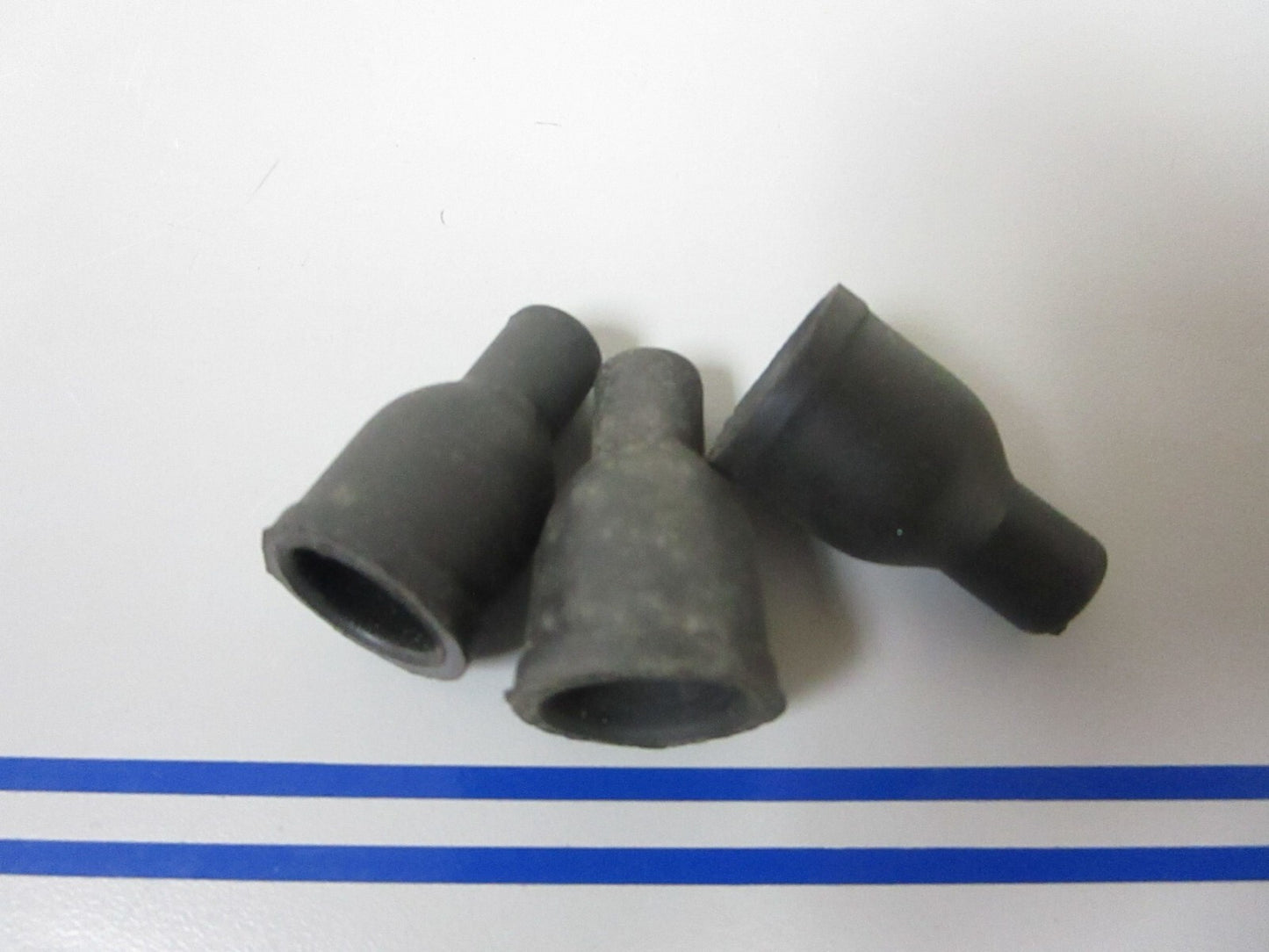 *NEW OEM* (LOT OF 3) 0770 OMC Johnson Evinrude Nipple 510332 0510332