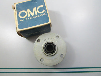 NEW OEM 384160 0384160 OMC Johnson Evinrude Bearing Housing 0810