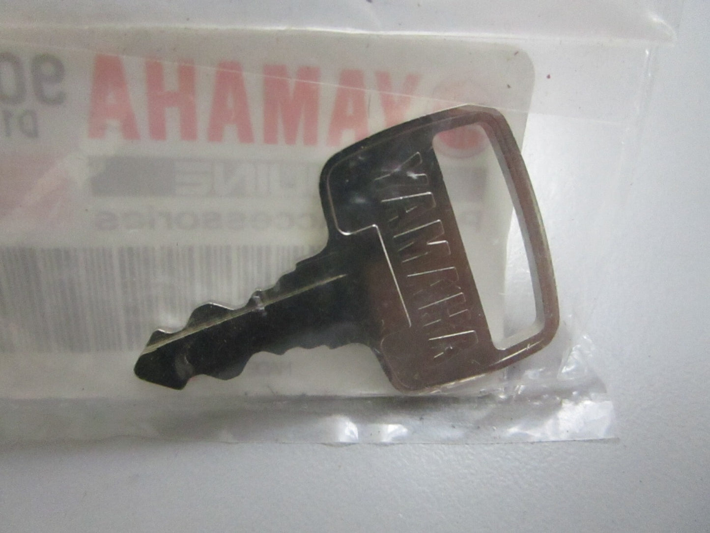 *NEW OEM* 0810 Yamaha Key #468 90890-55837-00