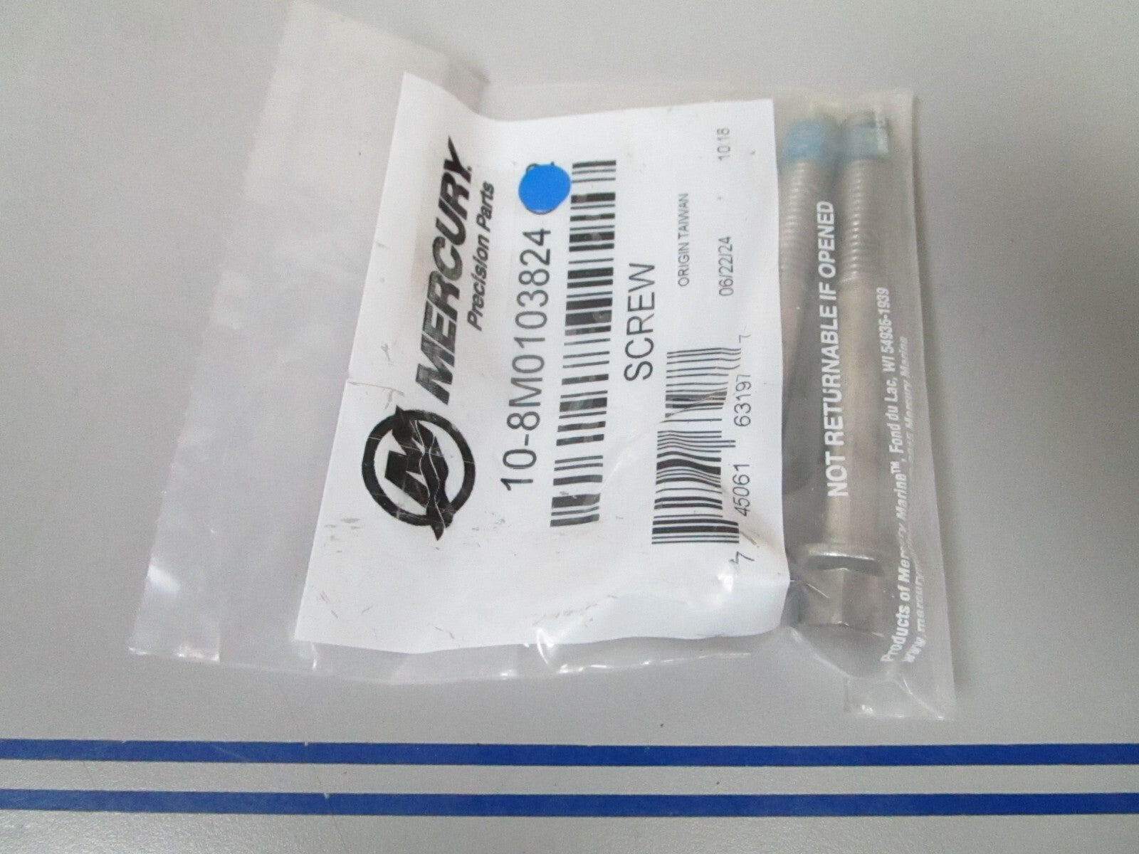 *NEW OEM* (LOT OF 2) 0810 Mercury Quicksilver Screw 10-8M0103824