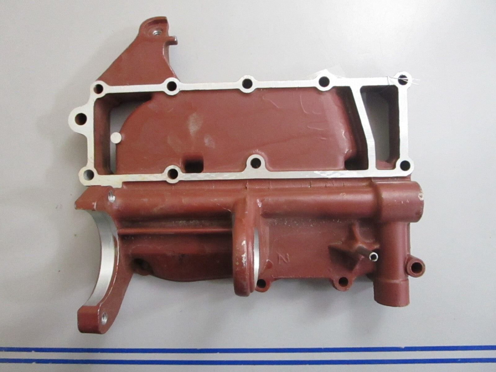 *NEW OEM* 0820 OMC Johnson Evinrude Exhaust Cover 379190 0379190 309803