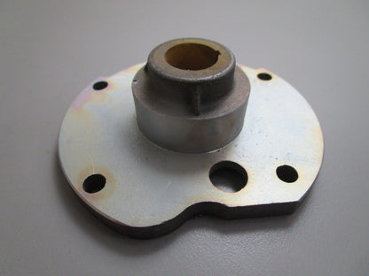 *NEW OEM* 0820 OMC Johnson Evinrude Bearing Housing 377186 0377186